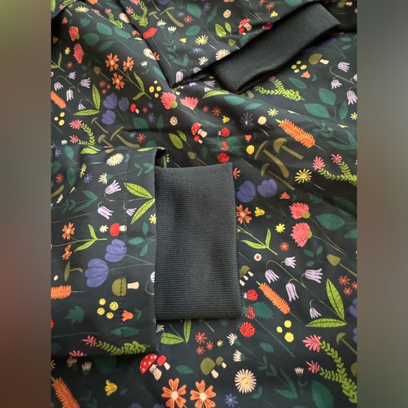 Danefae Raincoat - Picture 12 of 14